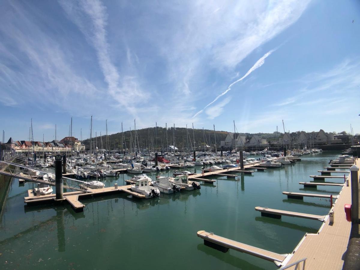 Divine Marina Vue Mer - Piscines Dives-sur-Mer Exterior foto